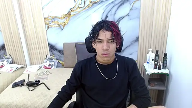 Snapshot of DaviidBuckx_ chatting on 05-06-26, 02:19 DaviidBuckx online show from 05-06-26, 02:19
