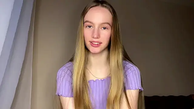 Snapshot of Viktoria_Vibes chatting on 02-22-26, 03:21 Viktoria Vibes online show from 02-22-26, 03:21