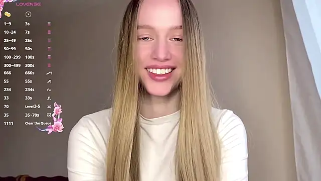 Snapshot of Viktoria_Vibes chatting on 03-14-26, 03:39 Viktoria Vibes online show from 03-14-26, 03:39