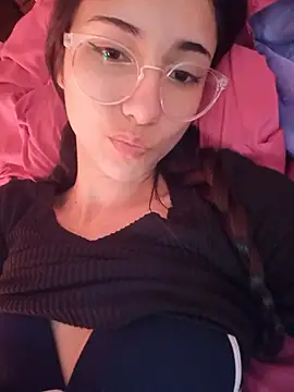 isaaabelaaa online show from 05-18-26, 05:52