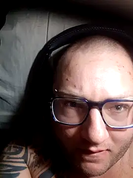 Snapshot of hotfiremike chatting on 02-09-26, 04:05 hotfiremike online show from 02-09-26, 04:05