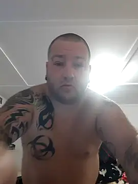Snapshot of hotfiremike chatting on 02-10-26, 01:15 hotfiremike online show from 02-10-26, 01:15