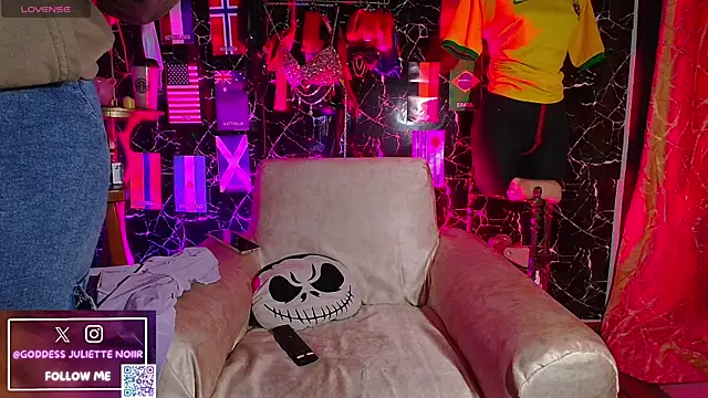 GoddessJulietteNoiir online show from 07-10-26, 11:57