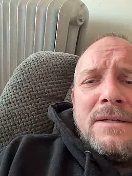 Snapshot of Cockluvrrrr chatting on 03-04-26, 08:26 Cockluvrrrr online show from 03-04-26, 08:26