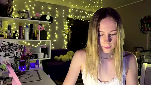 amily sunray online show from 02-22-26, 03:43