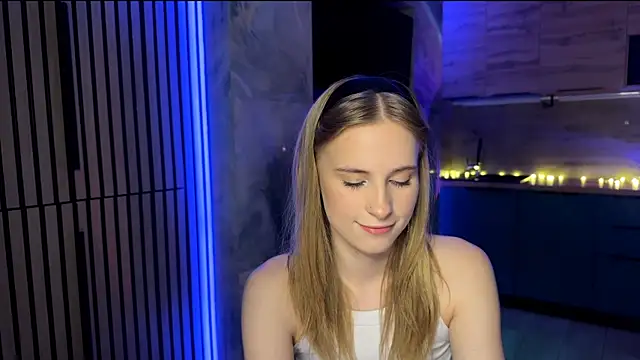 amily sunray online show from 05-11-26, 04:15