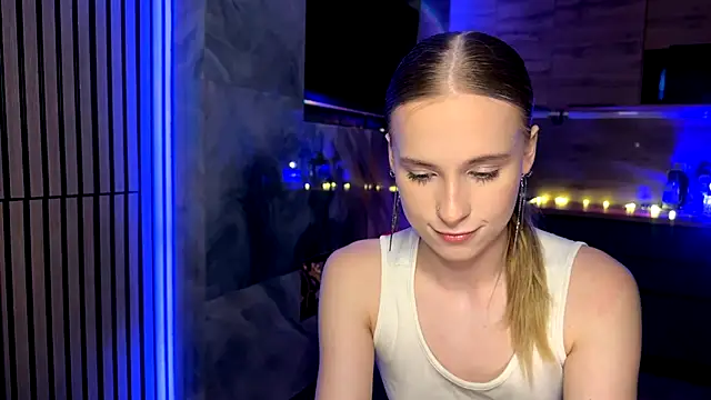 amily sunray online show from 05-12-26, 04:26