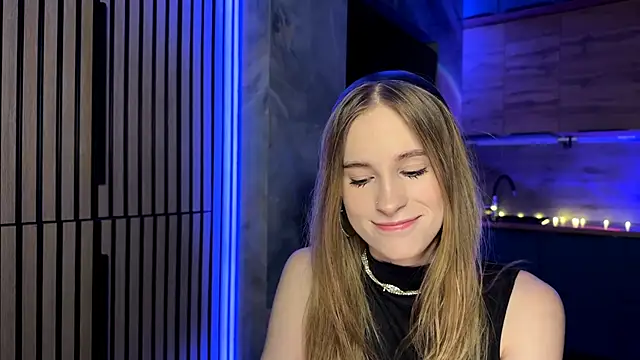 amily sunray online show from 05-16-26, 03:44