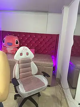 babyy nicols m online show from 07-17-26, 10:55