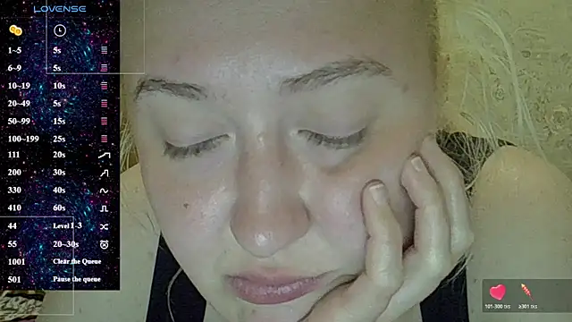 CurvyWild Lady30 online show from 05-14-26, 07:53