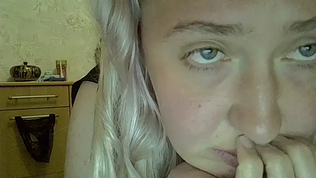 CurvyWild Lady30 online show from 05-30-26, 06:38