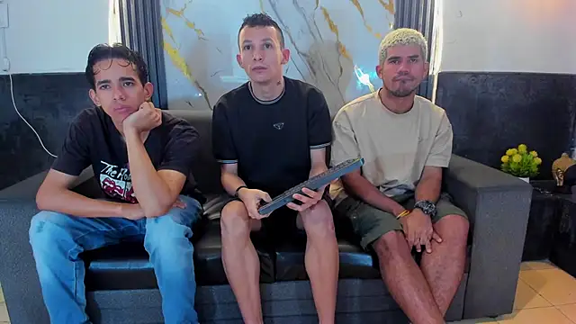 Isaak 26 online show from 03-06-26, 12:23