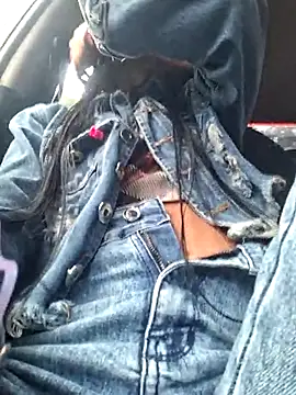 Alannys19 online show from 03-28-26, 05:45