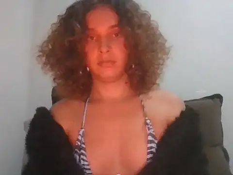 4petitosa  online show from 08-06-26, 02:24