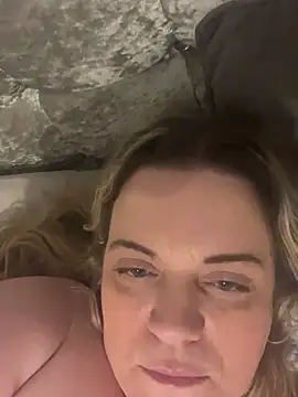 Snapshot of Piper_Milf_36 chatting on 02-13-26, 02:46 Piper Milf 36 online show from 02-13-26, 02:46