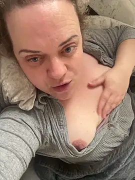 Snapshot of Piper_Milf_36 chatting on 03-30-26, 09:32 Piper Milf 36 online show from 03-30-26, 09:32