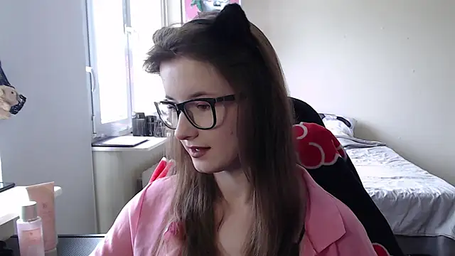 LunaXcherry online show from 06-13-26, 11:08