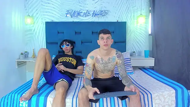 Snapshot of Adventurous_Boys chatting on 03-01-26, 06:10 Adventurous Boys online show from 03-01-26, 06:10