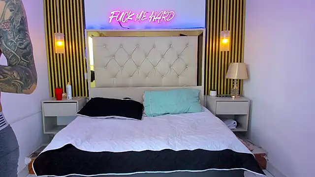 Snapshot of Adventurous_Boys chatting on 03-13-26, 06:14 Adventurous Boys online show from 03-13-26, 06:14