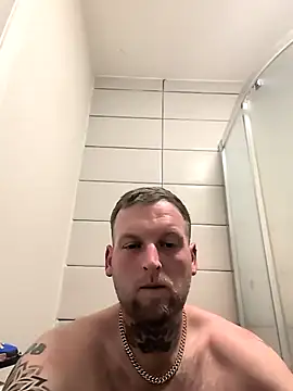 Snapshot of dave32000 chatting on 04-07-26, 10:31 dave32000 online show from 04-07-26, 10:31