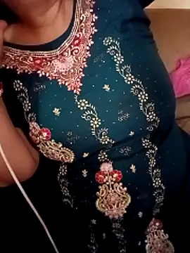 Simran 008 online show from 04-29-26, 09:35