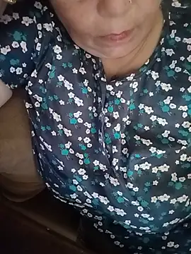 Snapshot of Simran_008 chatting on 07-18-26, 03:44 Simran 008 online show from 07-18-26, 03:44