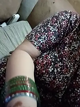 Snapshot of Simran_008 chatting on 07-26-26, 01:51 Simran 008 online show from 07-26-26, 01:51