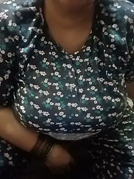 Snapshot of Simran_008 chatting on 07-28-26, 03:21 Simran 008 online show from 07-28-26, 03:21