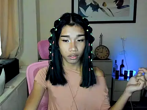 Queenoflustx online show from 08-02-26, 07:07
