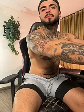 Benjii Carter1 online show from 07-06-26, 01:13