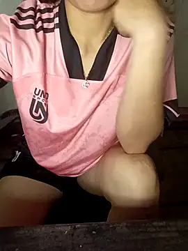 Snapshot of Lavi_sexy07 chatting on 04-14-26, 03:40 Lavi sexy07 online show from 04-14-26, 03:40