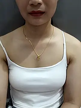 -Dumi- online show from 04-16-26, 02:07