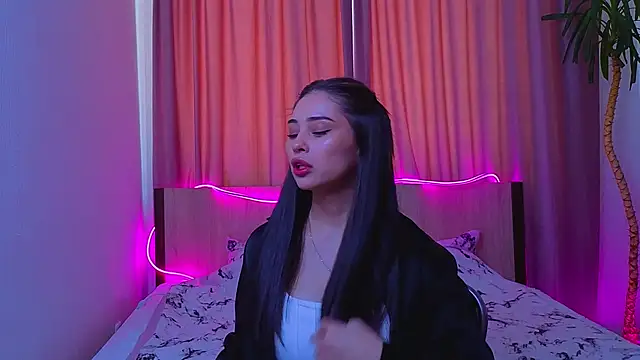 Sofia Plump online show from 02-11-26, 09:36