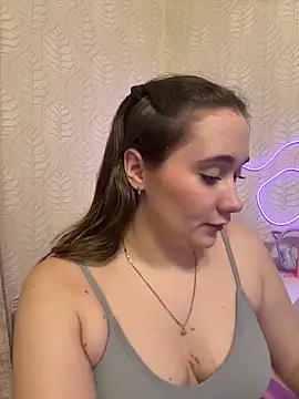 Snapshot of Mia_Nixxx chatting on 03-08-26, 02:04 Mia Nixxx online show from 03-08-26, 02:04