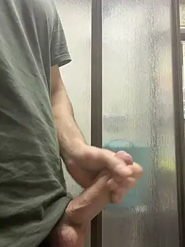 Snapshot of buyukyarak31 chatting on 03-13-26, 03:29 buyukyarak31 online show from 03-13-26, 03:29