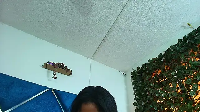 Snapshot of AlexaRousse4u chatting on 07-27-26, 01:29 AlexaRousse4u online show from 07-27-26, 01:29