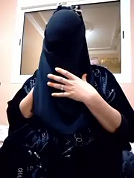 Snapshot of -Marmar- chatting on 03-24-26, 11:43 -Marmar- online show from 03-24-26, 11:43