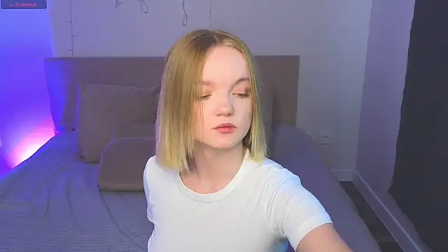 StellaBunny online show from 04-23-26, 11:09