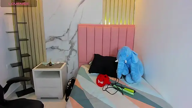 KAROLAGREY online show from 07-09-26, 12:53