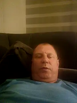 Snapshot of Demik71 chatting on 03-03-26, 11:43 Demik71 online show from 03-03-26, 11:43