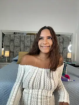 Snapshot of amara_wet04 chatting on 07-25-26, 06:00 amara wet04 online show from 07-25-26, 06:00