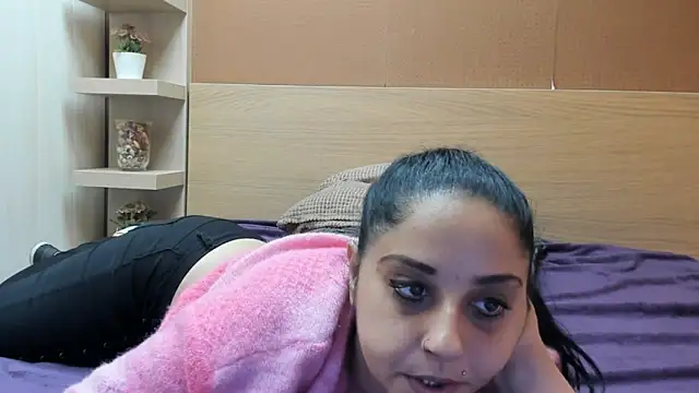PinkyTwerkyX online show from 10-21-25, 08:59