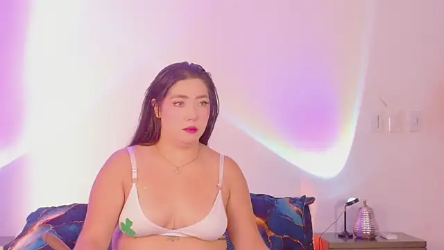 Hannah-Prada online show from 06-24-26, 11:31