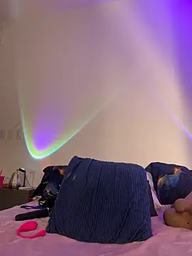 Hannah-Prada online show from 06-27-26, 11:37
