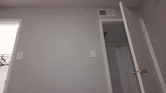 CreamyCookiee online show from 03-11-26, 03:01