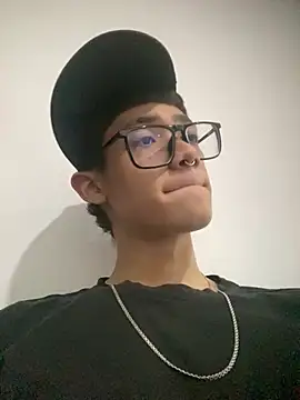 Snapshot of Santi_Princex chatting on 02-28-26, 02:34 Santi Princex online show from 02-28-26, 02:34