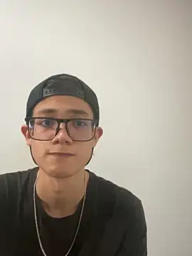 Snapshot of Santi_Princex chatting on 03-18-26, 03:42 Santi Princex online show from 03-18-26, 03:42