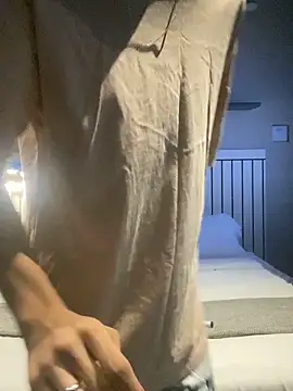 Snapshot of Santi_Princex chatting on 04-05-26, 06:21 Santi Princex online show from 04-05-26, 06:21