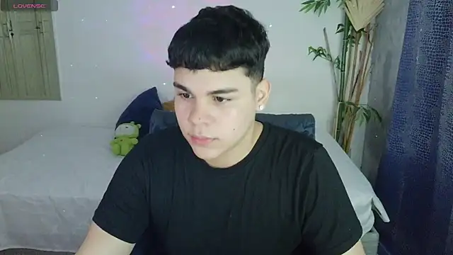 eithan jonnes online show from 02-10-26, 08:46