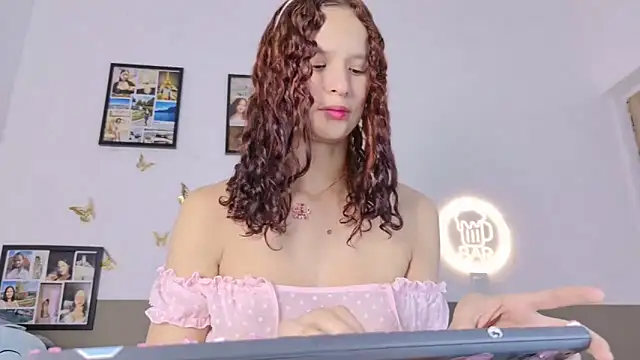 catalina santana4 online show from 04-28-26, 03:44